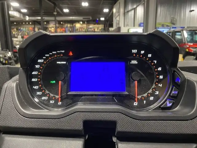 2025 Polaris Ranger Crew XP 1000 Premium in ATVs in City of Halifax - Image 8