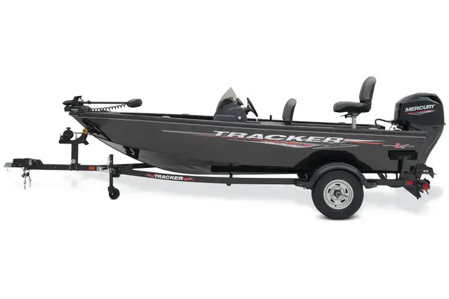 2026 TRACKER SuperGuide V-16 SC fishing boat in Powerboats & Motorboats in Prince Albert - Image 4