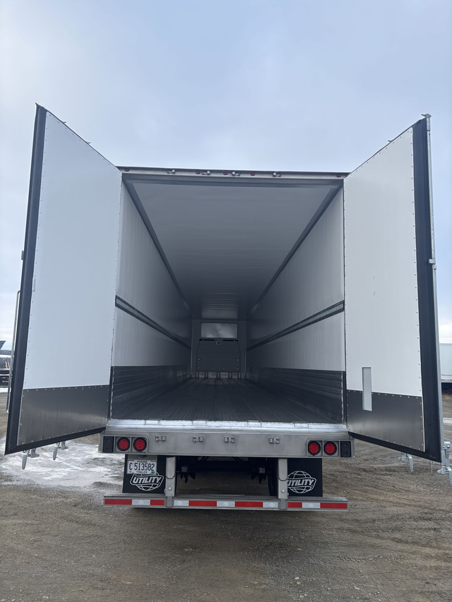 2026 Utility 53' TRIDEM REEFER in Heavy Equipment in Truro - Image 4