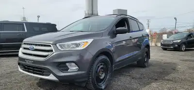 GARANTIE 1 ANS CREDIT DIRECT EN LIGNE AU WWW.AUTO-INTERNET.CA WOW 2017 FORD ESCAPE AWD AUTOMATIQUE 4...