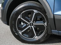 AMVIC Licensed Dealer. Price Expiry January 16, 2025 Engine: 4 Cylinder Engine 1.6L L/100Km City: 4.... (image 7)
