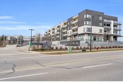 Price: $715,000/ $2,712/mo Stunning Rare Corner Penthouse Condo Unit with Exceptional Features!** Th...