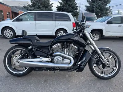 Check out this 2009 CANADIAN Harley-Davidson V-Rod Muscle with only 29,283kms. Be sure to follow us...