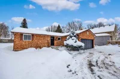 Just Listed! 550 Raglan Street Palmerston Step into this cozy, move-in-ready home packed with charm...