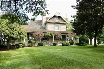 This charming country home boasts an outstanding location on the desirable Potters Road, just minute...