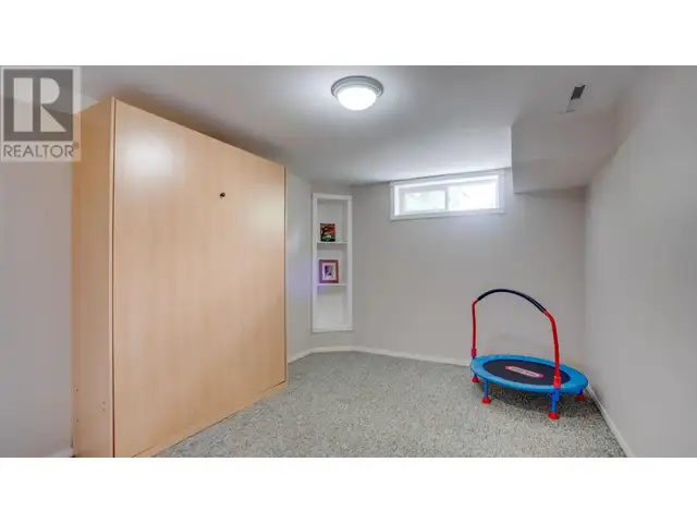 2302 23 Avenue Vernon, British Columbia in Houses for Sale in Vernon - Image 35