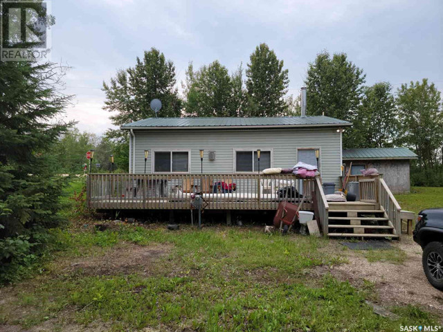 701-702 Poplar DRIVE Iroquois Lake, Saskatchewan in Houses for Sale in Prince Albert - Image 2