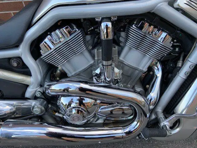 2003 Harley-Davidson 100th Anniversary VRSCA V-Rod in Street, Cruisers & Choppers in City of Toronto - Image 6