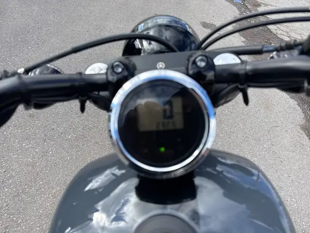 2022 Yamaha Bolt ~ YAMAHA BOLT ~ R-SPEC ~ LOW KMS ~ COOL BIKE ~ in Street, Cruisers & Choppers in City of Toronto - Image 23