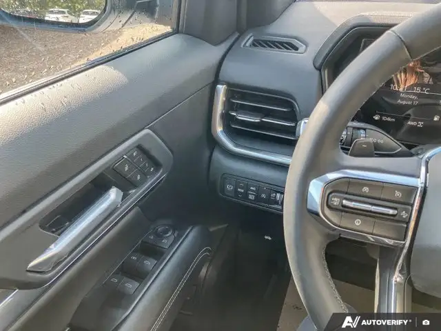 2027 GMC Terrain AWD Elevation5746866571450880017