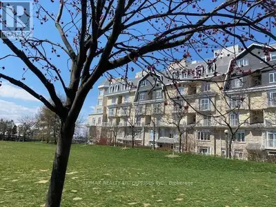 539 - 36 STADIUM ROAD Toronto (Niagara), Ontario