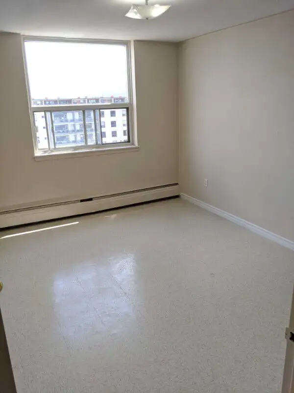 MEADOWBROOK-2 BEDROOM FOR RENT-$350/MTH SENIOR DISCOUNT in Long Term Rentals in Hamilton - Image 6