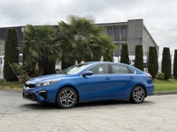 2021 Kia Forte EX 2.0L Inline-4 17in. Alloy Wheels Heated and ventilated front seats Power-adjustabl... (image 4)