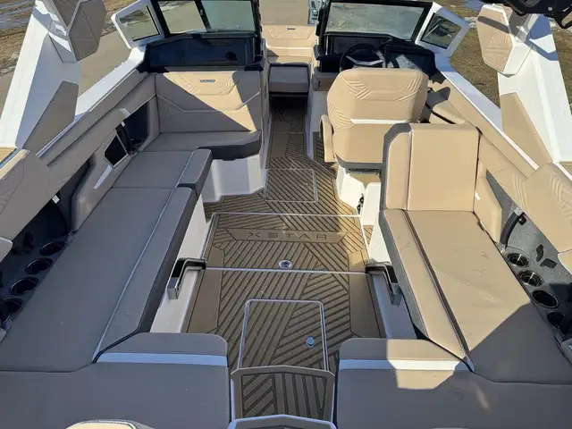 2025 Mastercraft XStar 23 in Powerboats & Motorboats in St. Albert - Image 12
