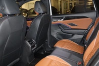 This Volkswagen TIGUAN has a dependable Intercooled Turbo Regular Unleaded I-4 2.0 L/121 engine powe... (image 9)