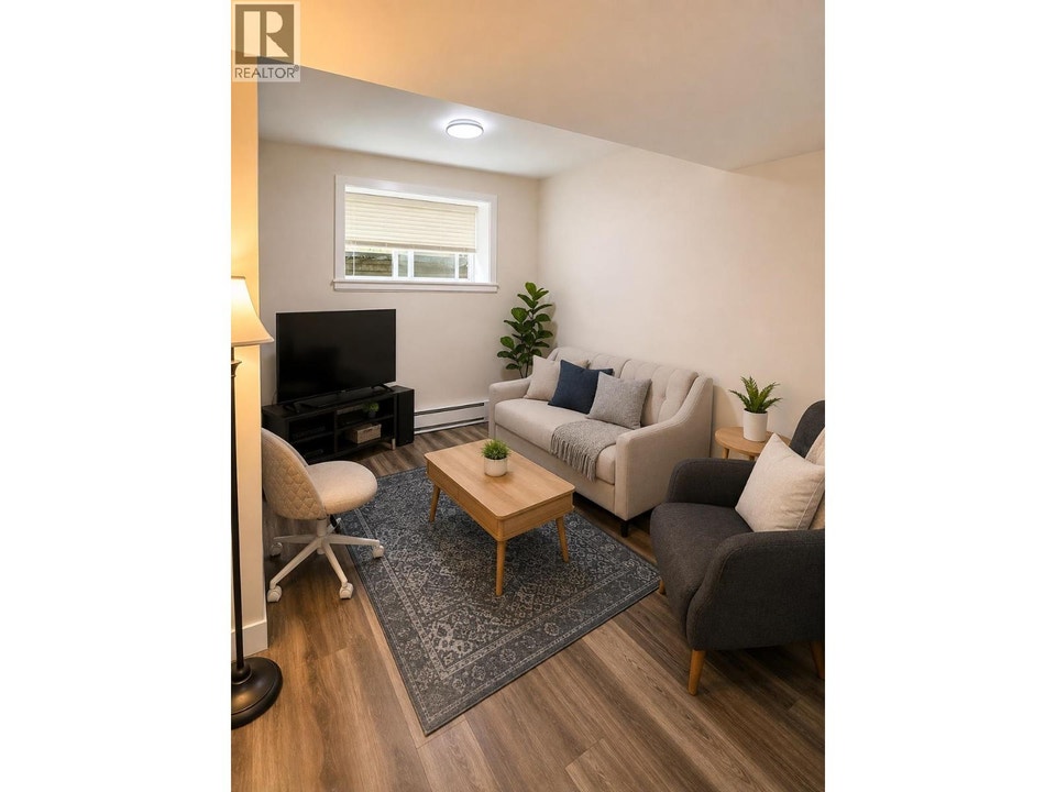 Basement 3387 DARWIN AVE Coquitlam, British Columbia 3