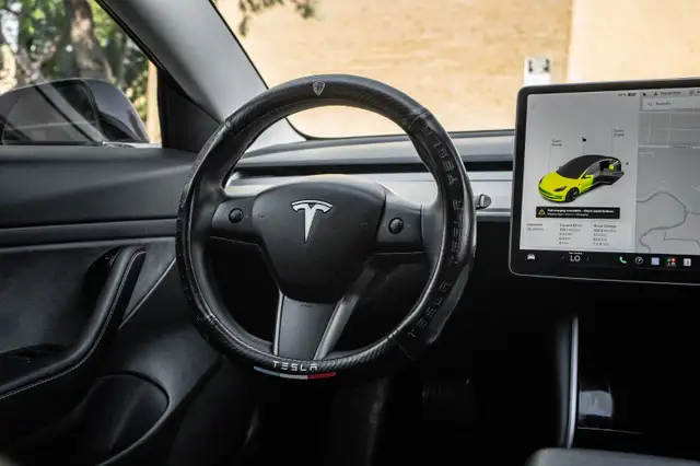 2020 Tesla Model 35348208500388761610