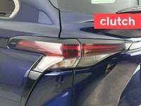 NO ACCIDENTS / CLEAN CARFAX / 1 OWNER / Power Tailgate/Hatch, Auto Dimming Rearview Mirror, Front He... (image 8)