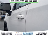 Recent Arrival! Odometer is 2336 kilometers below market average! Summit White 2024 GMC Sierra 1500... (image 7)