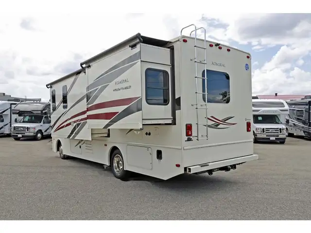 2020 Holiday Rambler Admiral 28A 2 extension Classe A 2020 in RVs & Motorhomes in Laval / North Shore - Image 35