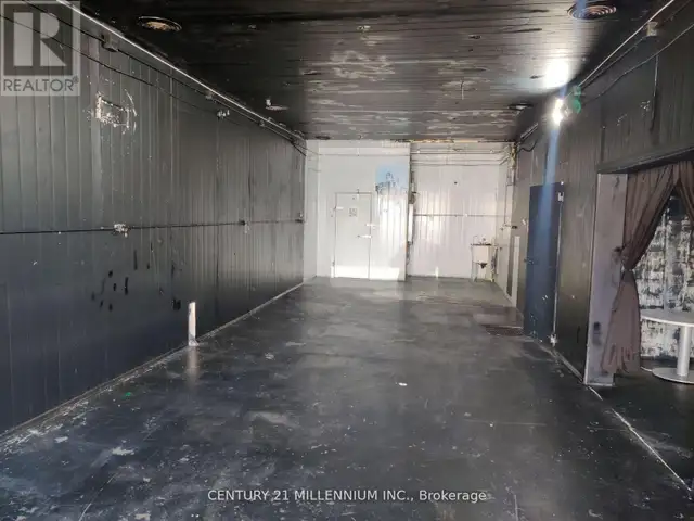 13 - 1 STEINWAY BOULEVARD Toronto (West Humber-Clairville), Onta in Commercial & Office Space for Rent in City of Toronto - Image 3