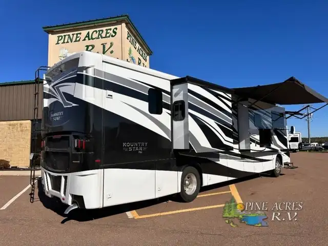 2023 Newmar Kountry Star 4037 Diesel Pusher 360 h.p. in RVs & Motorhomes in Moncton - Image 6