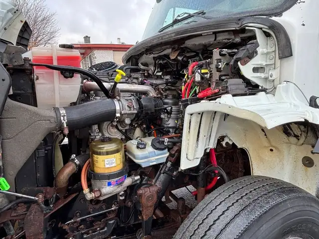 2014 Freightliner M2 112 in Heavy Trucks in St-Georges-de-Beauce - Image 11