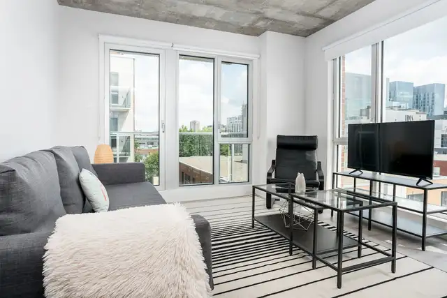 B&C Apartments - 2 Bedroom available at 1255 rue De Bullion, Mon in Long Term Rentals in City of Montréal - Image 6