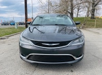 Zoomer Auto 2016 Chrysler 200 LX With One Owner, No accident, Low KM has blue tooth, power window, p... (image 1)