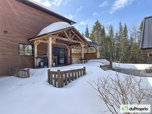 $775,000 - 2 Storey for sale in Jonquière (Lac-Kénogami) in Houses for Sale in Saguenay - Image 5