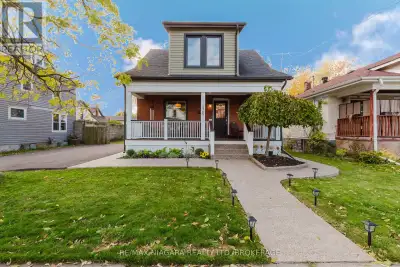 Bright and fully renovated 2-bedroom, 1-bathroom basement apartment with separate entrance. This car...