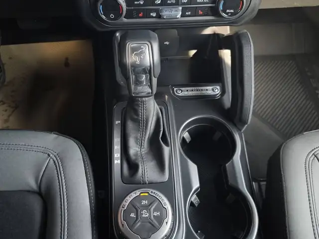 2024 Ford Bronco Big Bend5774059869680537616