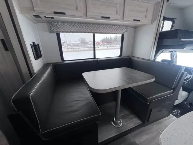 2023 Forester 2501 CD in RVs & Motorhomes in Laval / North Shore - Image 21