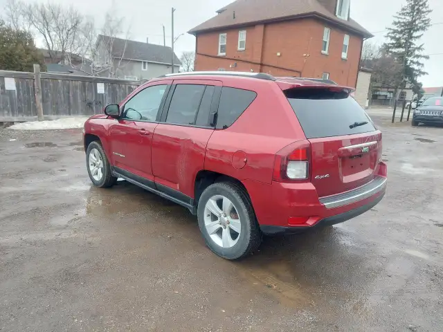 2017 Jeep Compass 4WD 4dr High Altitude Edition *Ltd Avail* in Cars & Trucks in Oshawa / Durham Region - Image 5