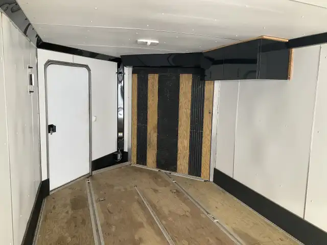 2019 Triton Trailers 8.5x22 + V-Nose All Aluminum Snowmobile Tra in Cargo & Utility Trailers in Oakville / Halton Region - Image 14