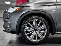 The 2021 INFINITI QX50 Essential Tech is a premium, Canada-specific configuration that offers a near... (image 6)