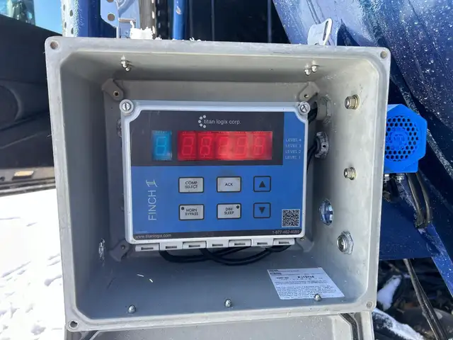 2020 WESTERN STAR 4900FA in Heavy Trucks in Saskatoon - Image 29