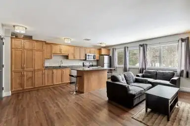 Unit 302 - 27 Tamarack Street - Available from August 1st 2025 - in Long Term Rentals in Petawawa - Image 7