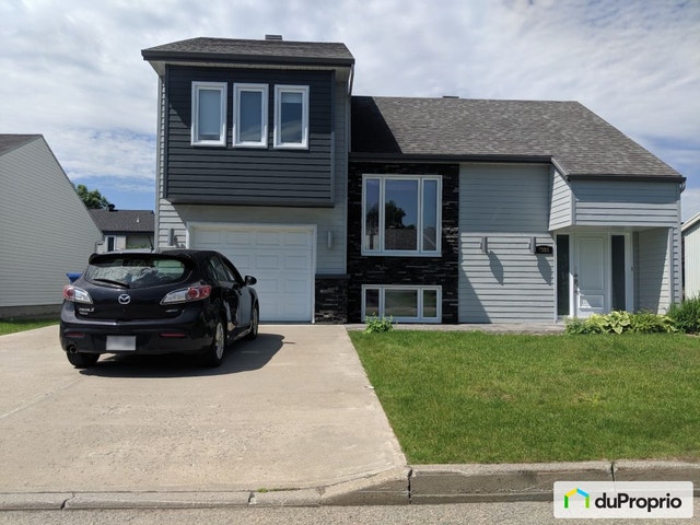 $599,900 - 1 1/2 Storey for sale in Lebourgneuf — photo 1
