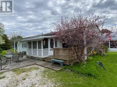 Life is better at the beach! Great opportunity to own your very own cottage in a co-ownership commun...
