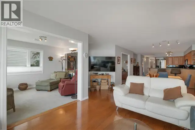 2 553 Island Hwy Campbell River, British Columbia in Condos for Sale in Campbell River - Image 14