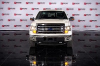 [""] . Engine: 8 Safety Equipment ABS And Driveline Traction Control Side Impact Beams Dual Stage Dr... (image 3)