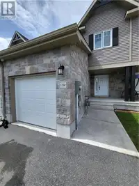 1152 CLEMENT COURT Cornwall, Ontario