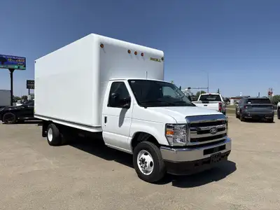 THE PRICE YOU SEE, PLUS GST. GUARANTEED!***CARGO CUBE VAN***E-450 CUTAWAY CHASSIS, 176 WHEEL BASE, 7...