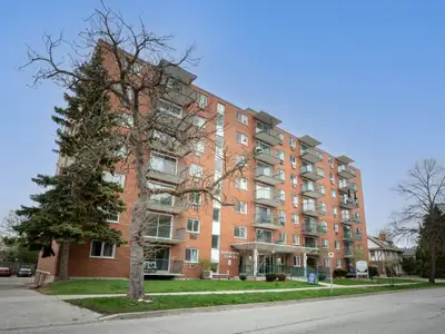 Building Description Welcome to Riverview Tower Apartments, where renovated suites and convenient am...