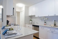 FULLY RENOVATED CONDO QUALITY 2 BEDROOM APARTMENTS-CALL TODAY FOR AVAILABILITY. Current Incentives:... (image 1)