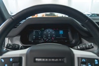 Land Rover Defender 110 P300 S 2023: - Extérieur métallisé HAKUBA et intérieur en cuir noir EBONY -... (image 3)
