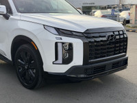 This ONE OWNER ACCIDENT FREE LOW KM Hyundai Palisade URBAN comes fully loaded with a reliable and re... (image 3)