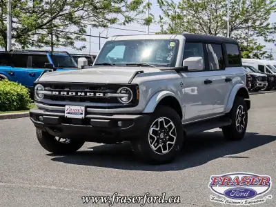 Outer Banks 4 Door 4x4 . Engine: 2.3 L/140