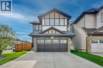 *** Welcome to this EAST FACING WITH FOUNTAIN AT FRONT LAWN FOR VASTU FRIENDLY ,stunning family home...